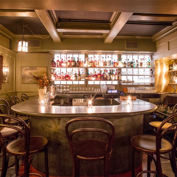 <h3 style="text-align: center;">Banzarbar</h3>

<p style="text-align: center;"> Looking to impress? Make a reservation at this intimate and secretive cocktail bar tucked above Freemans featuring beautifully crafted drinks and small plates.  </p>

<p style="text-align: center;"><a class="overlay-link" href="/neighborhood-map#category_id=3&location_id=48">See on Map</a></p>
